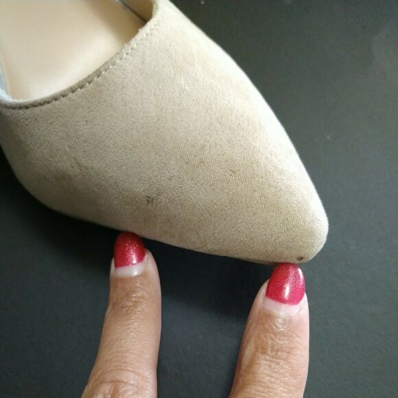 Time And Tru Heels Slip On Pumps Women Size 10 Tan Sand Pointed Toe NEW FLAW - Picture 10 of 12